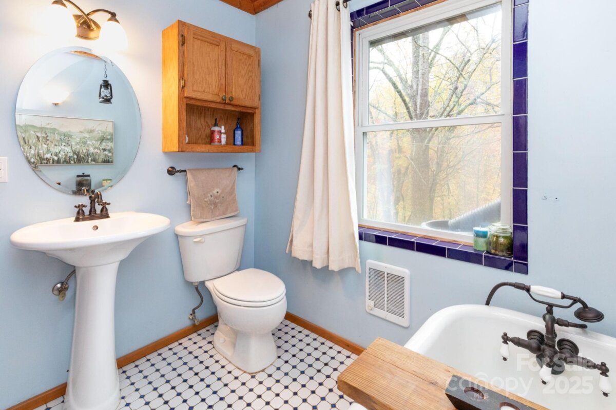 Marshall 19 4318970s