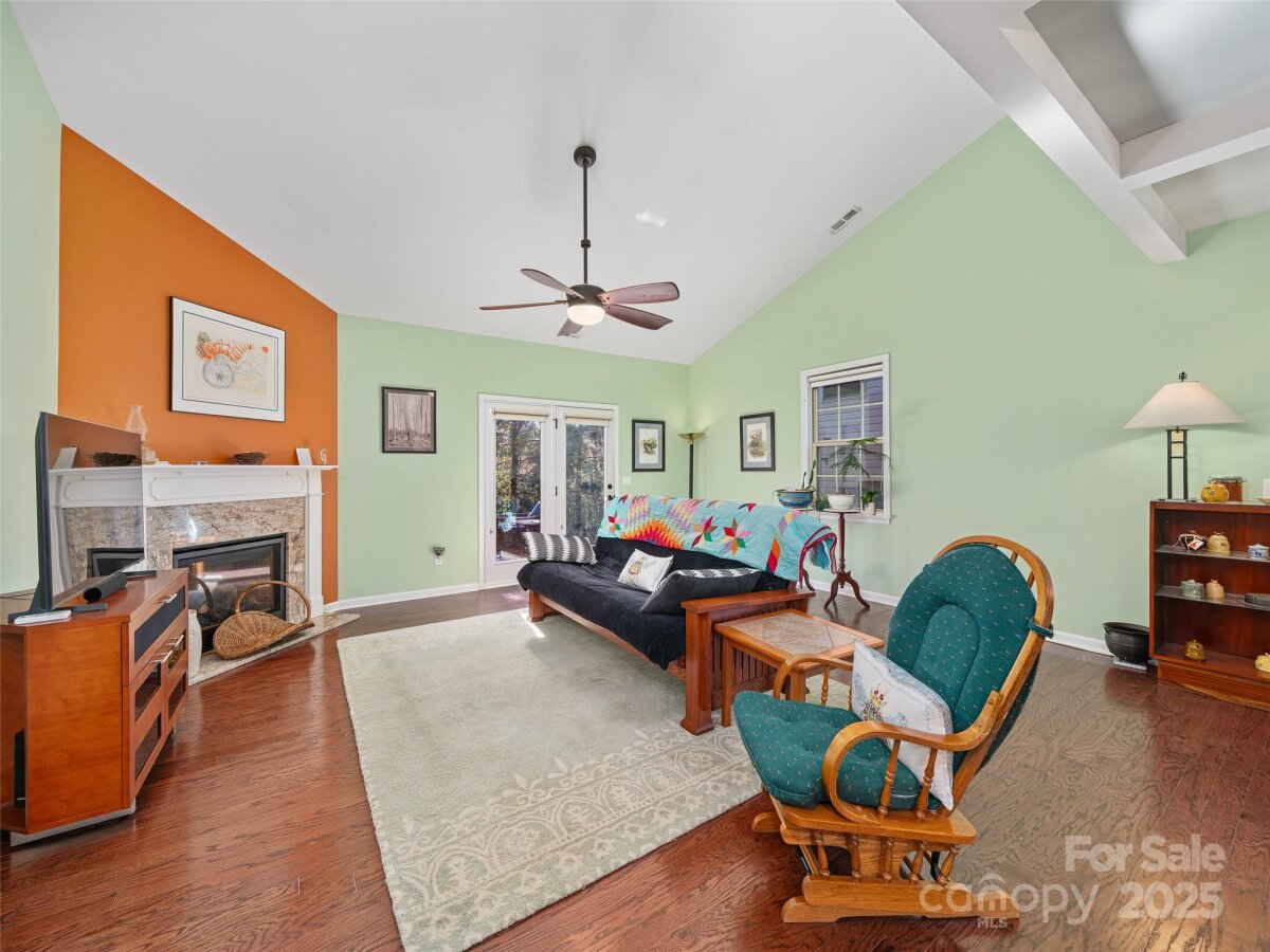 Weaverville 4 4318994d