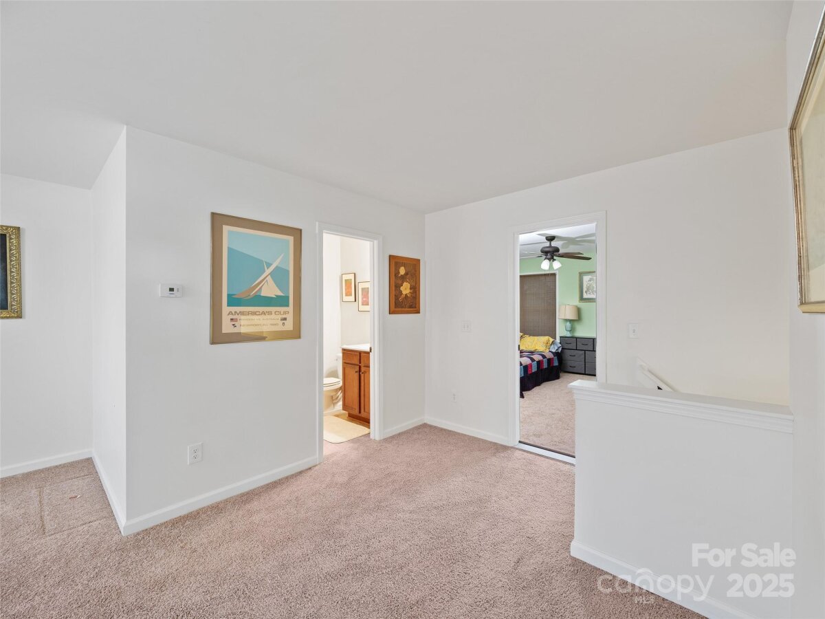 Weaverville 17 4318994q