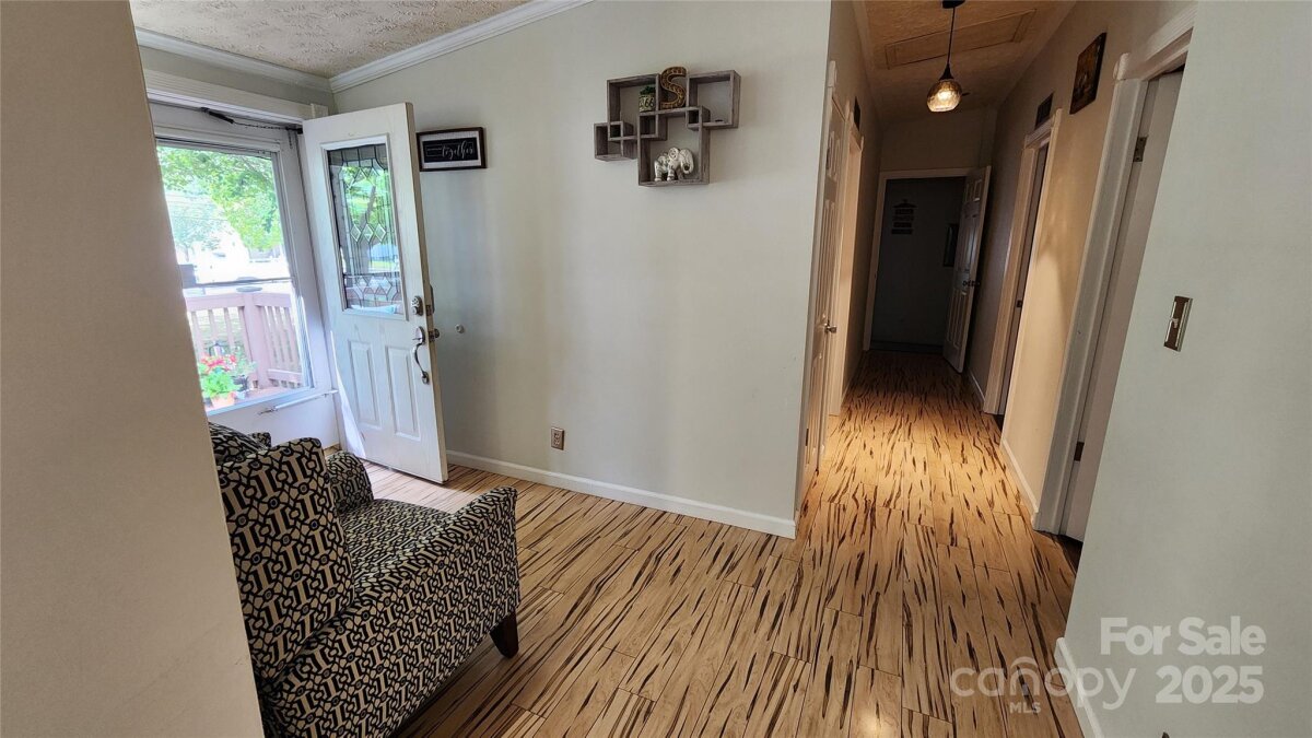 Waynesville 18 4319029r