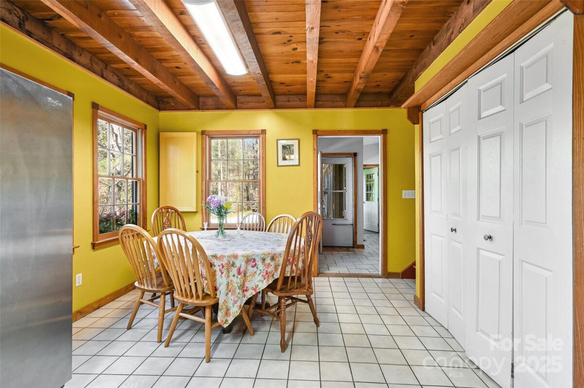 Fairview 14 4319142j