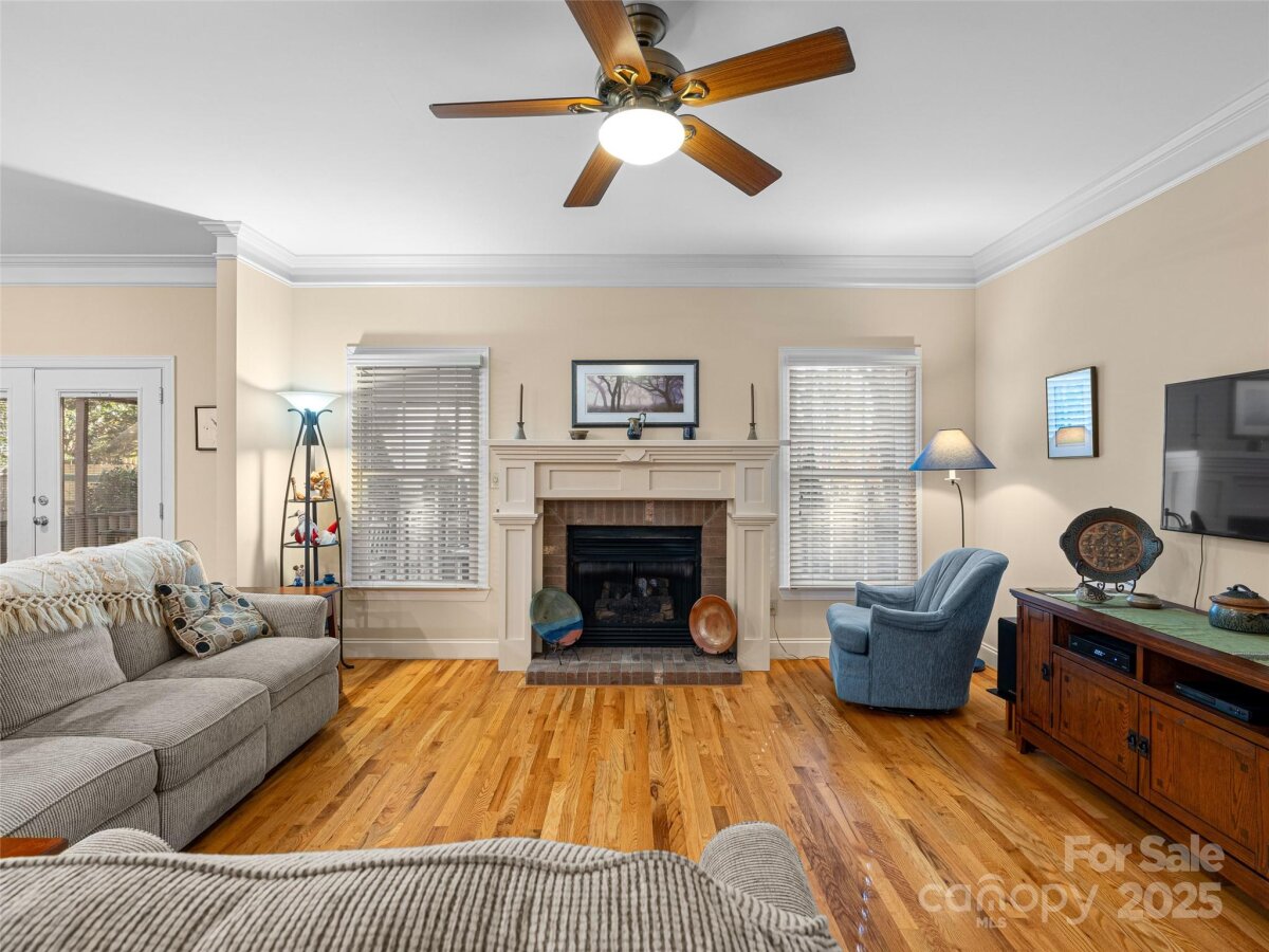 Avery Creek 7 4319415g