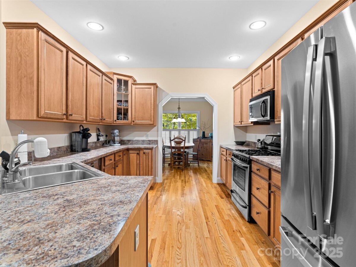 Avery Creek 15 4319415o