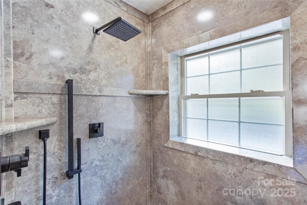 Waynesville 13 4319469m