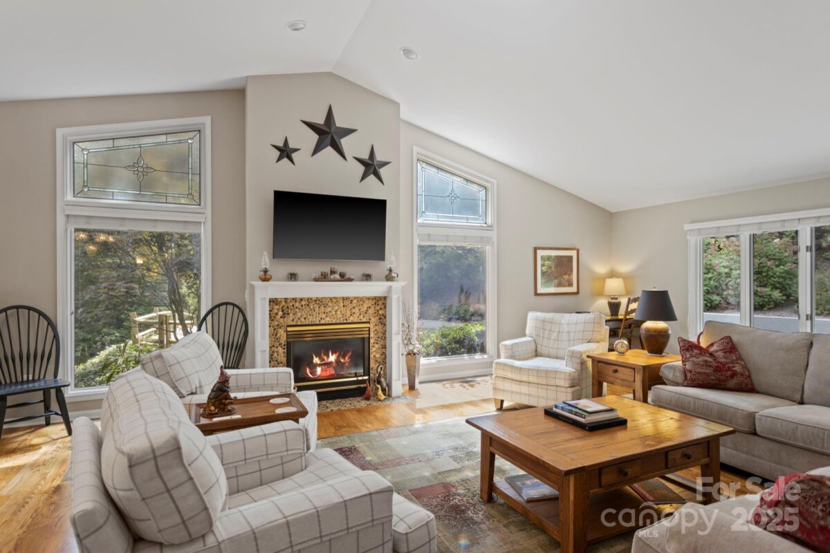 Flat Rock 5 4319994e