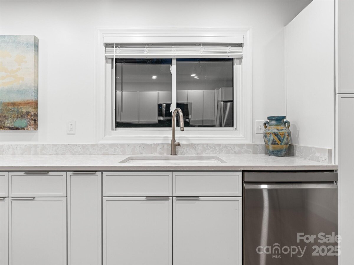 Kenilworth 8 4320588h