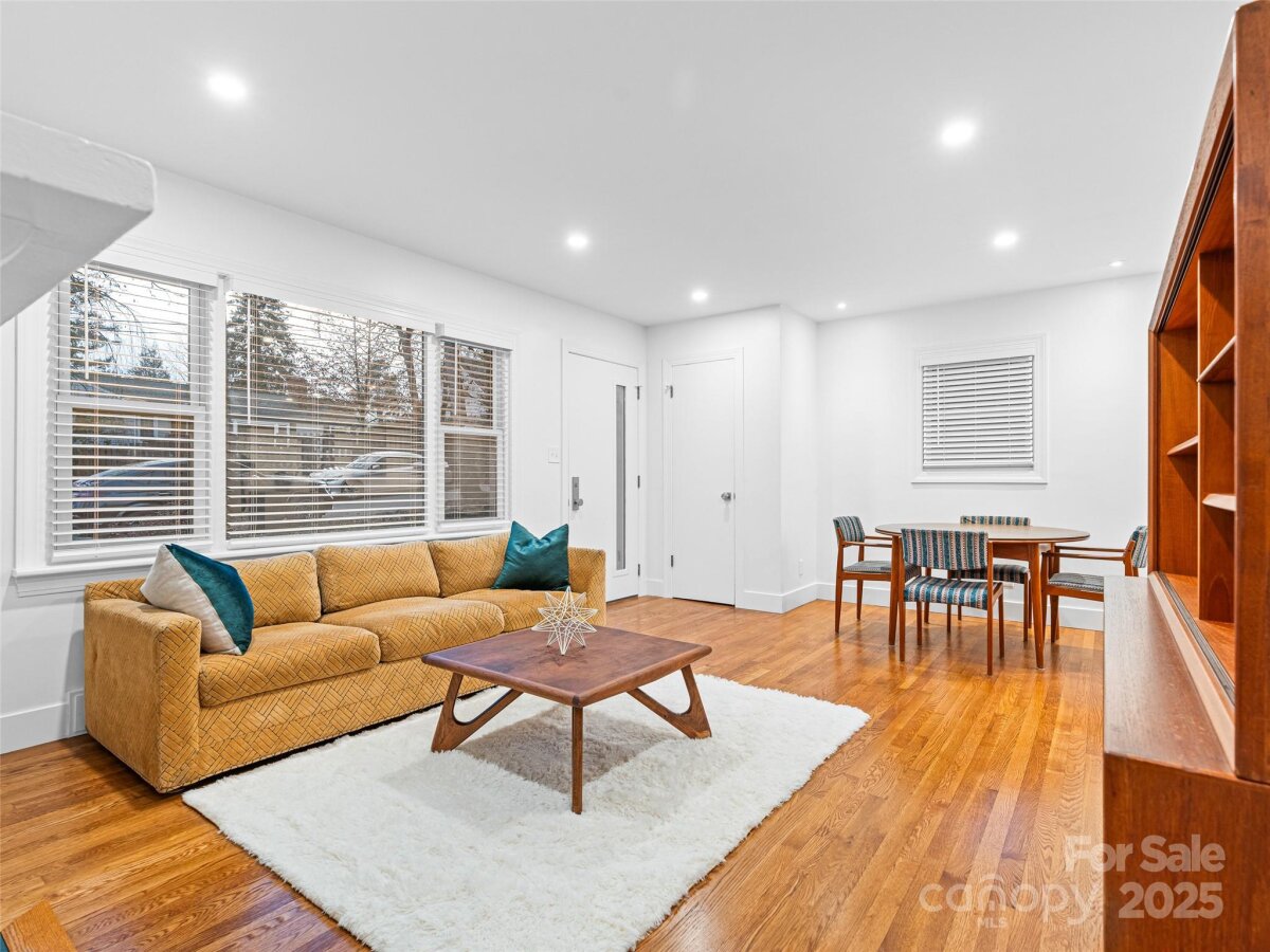 Kenilworth 15 4320588o