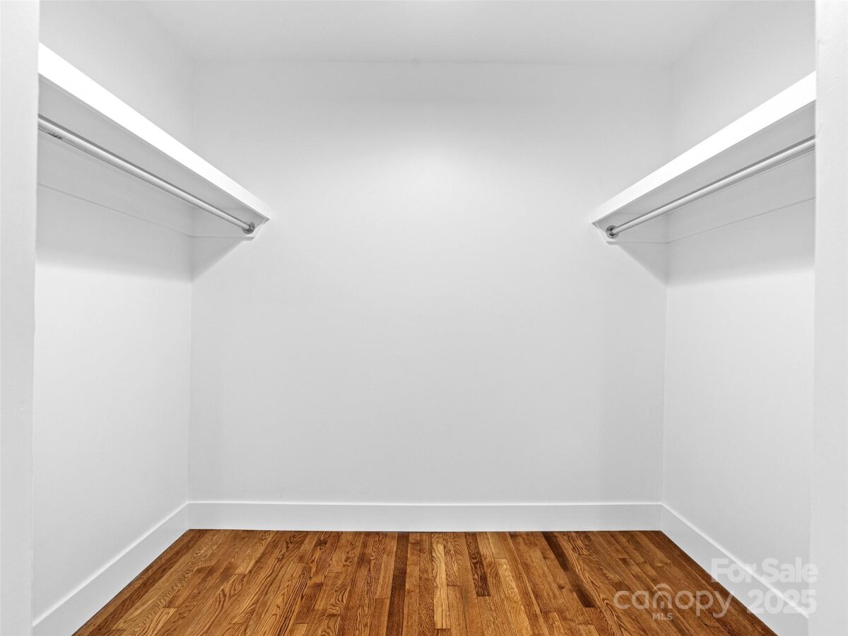 Kenilworth 18 4320588r