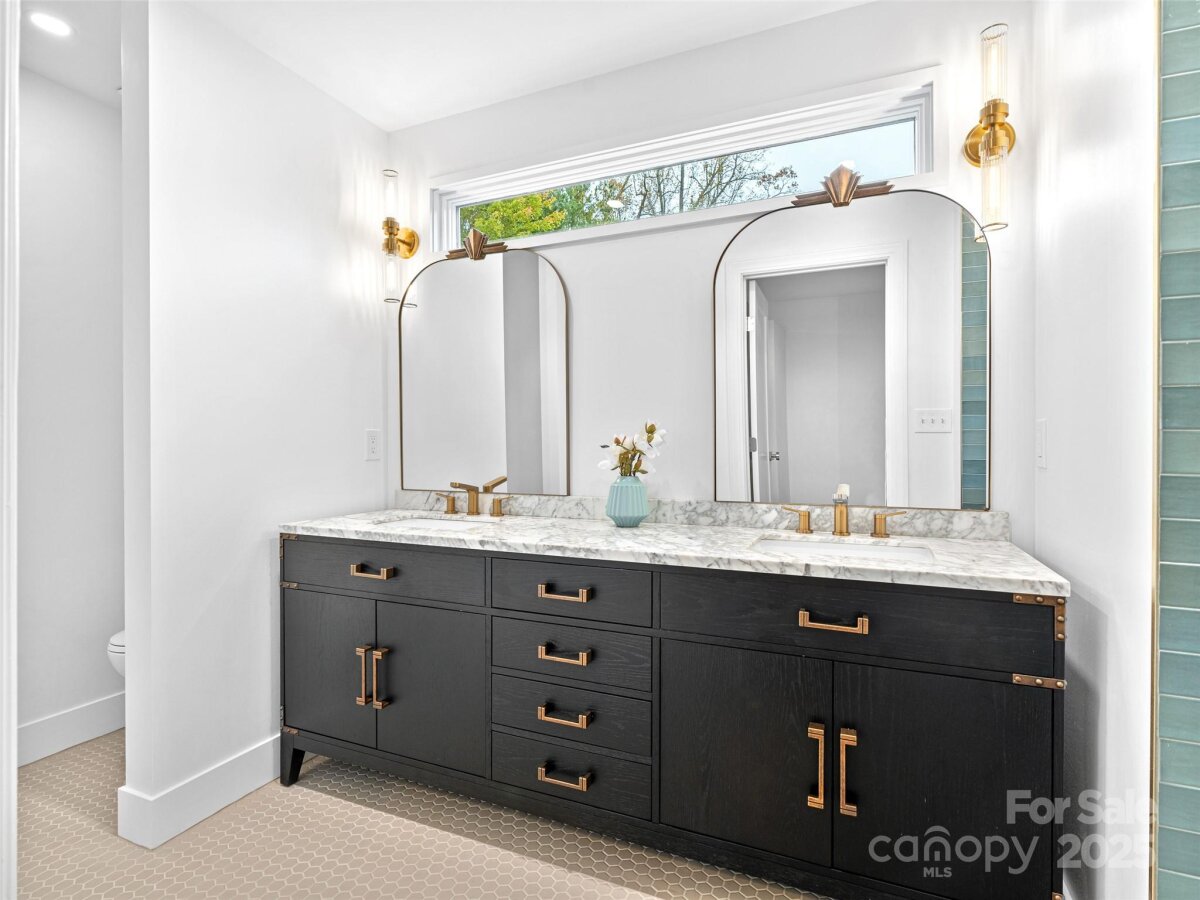 Kenilworth 19 4320588s