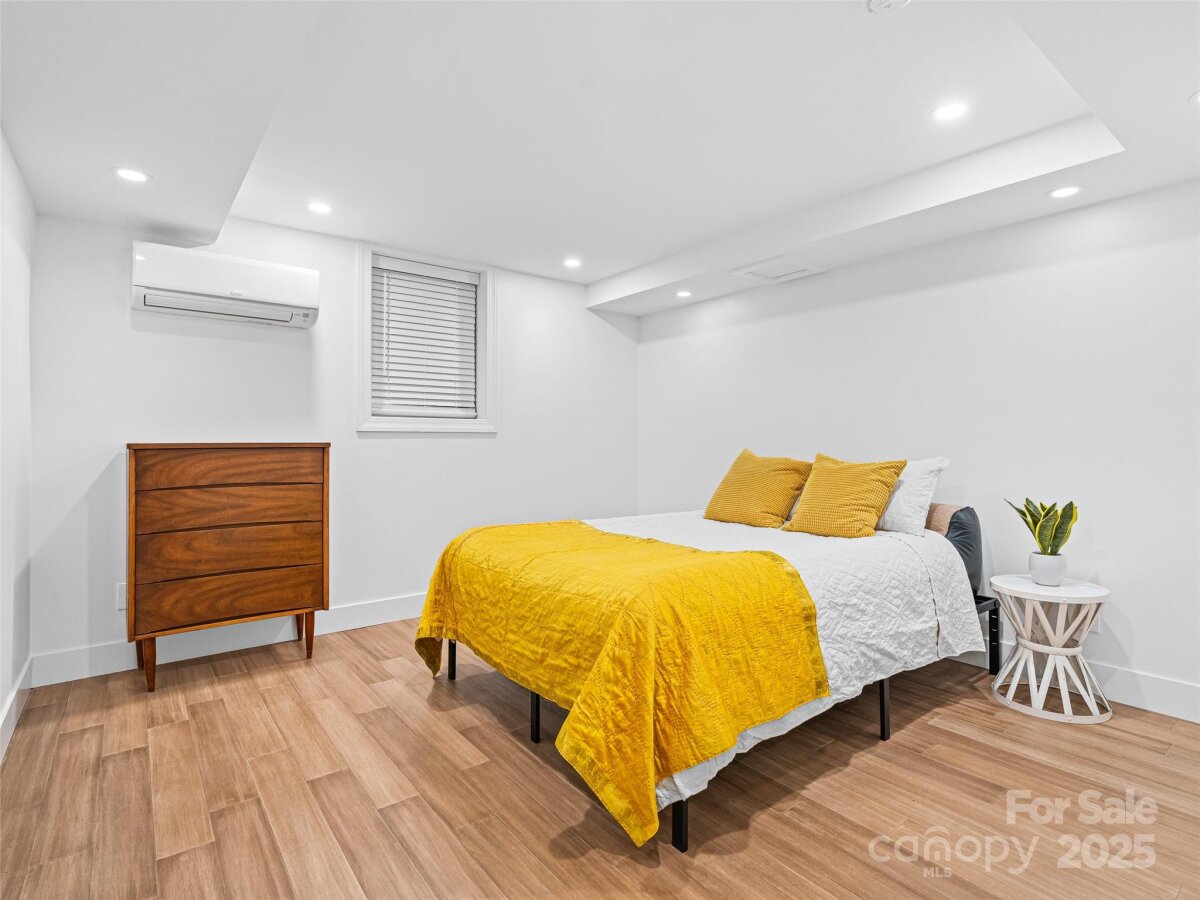 Kenilworth 26 4320588z