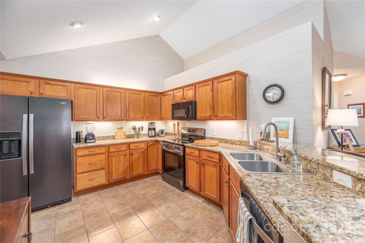 Weaverville 14 4320653n