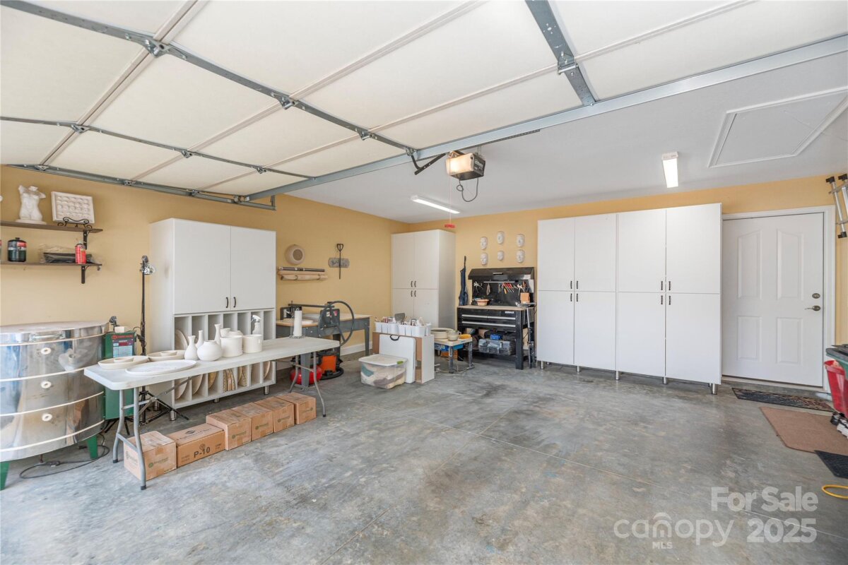 Weaverville 19 4320653s