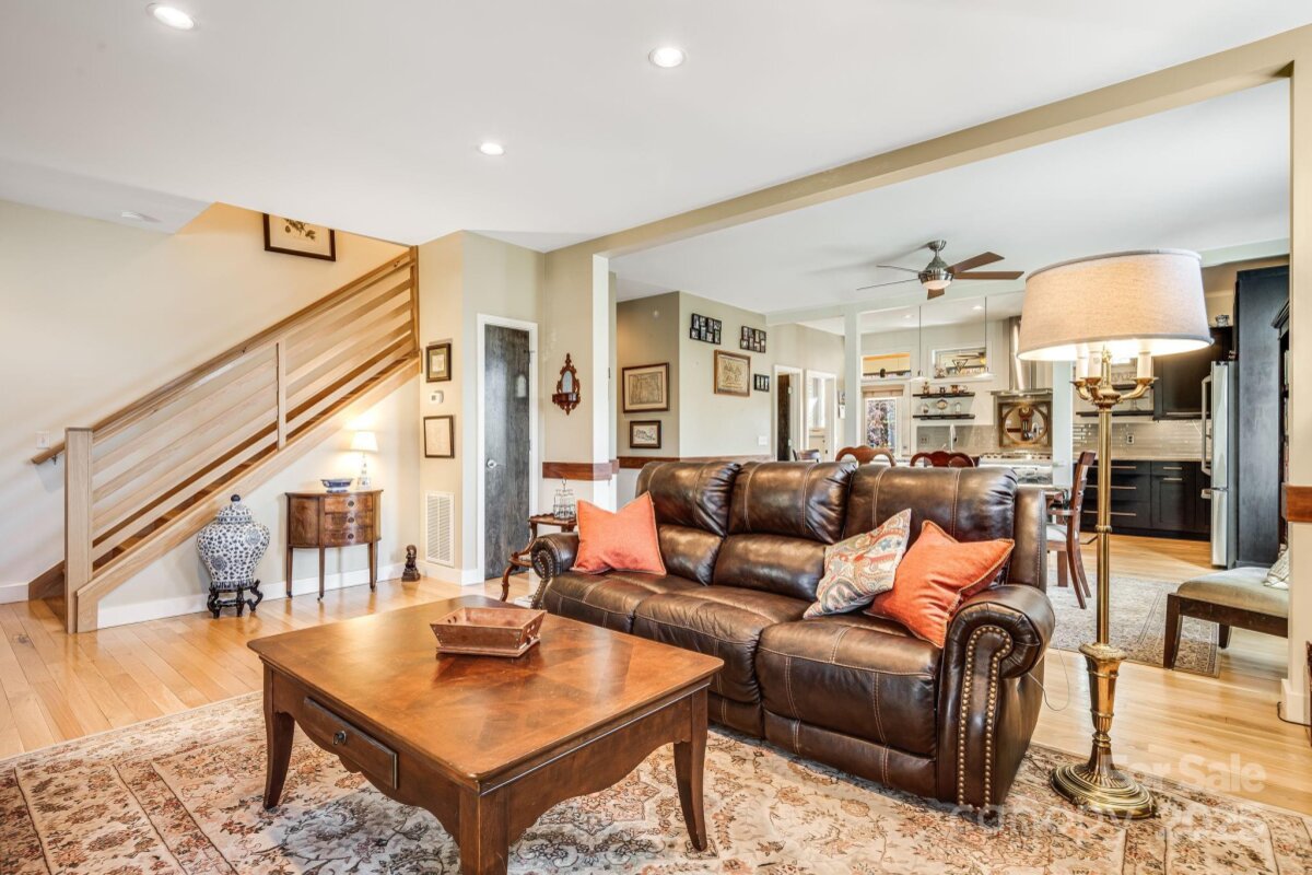 Kenilworth 7 4320728g