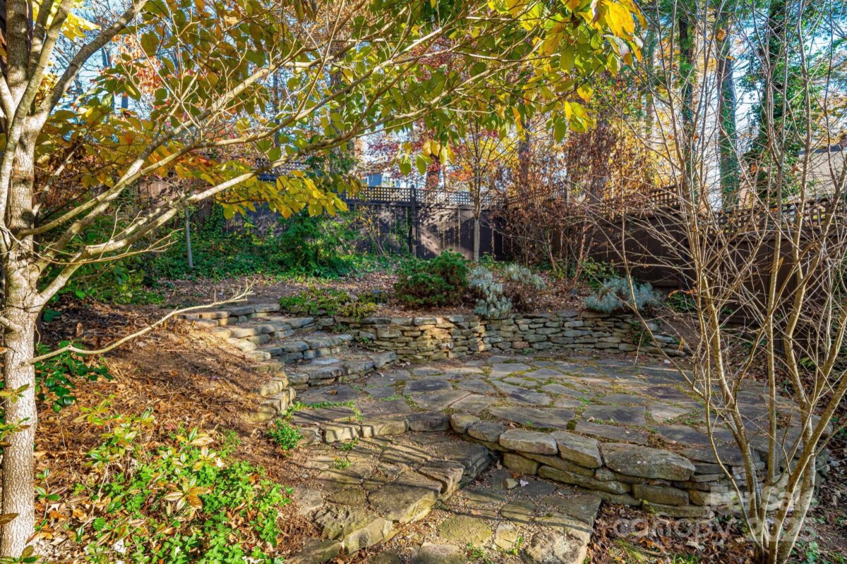 Kenilworth 26 4320728z