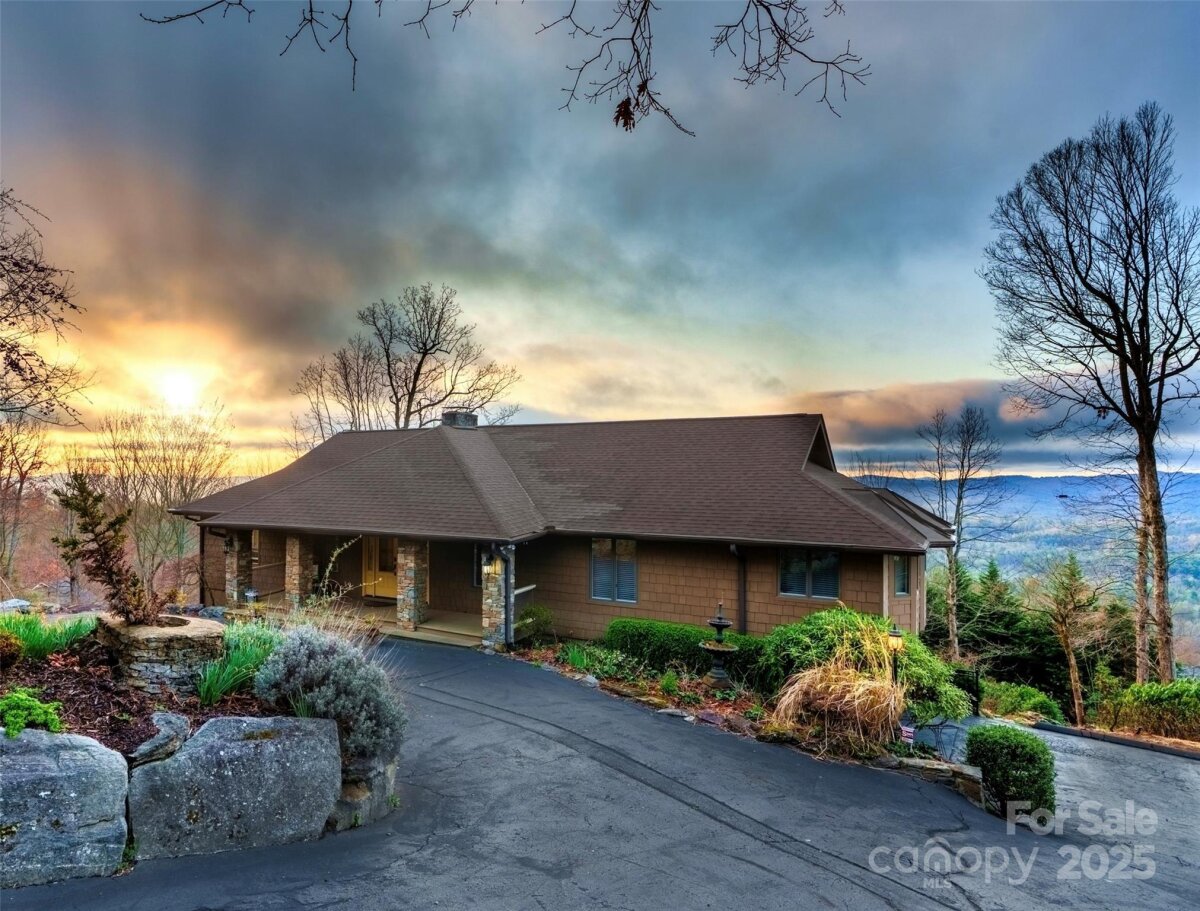 Hendersonville 2 4320767b