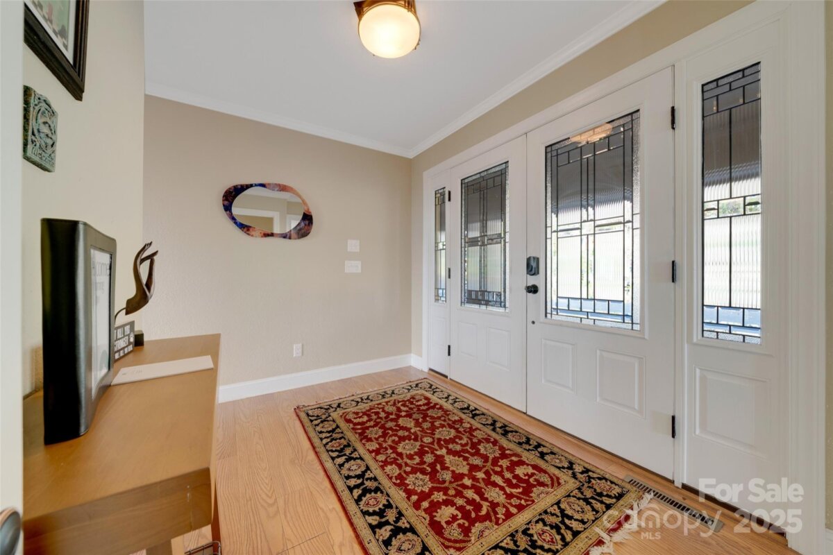 Hendersonville 4 4320767d