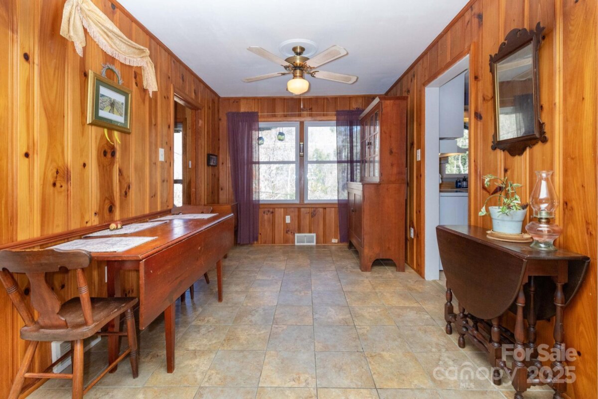 Swannanoa 8 4320874h