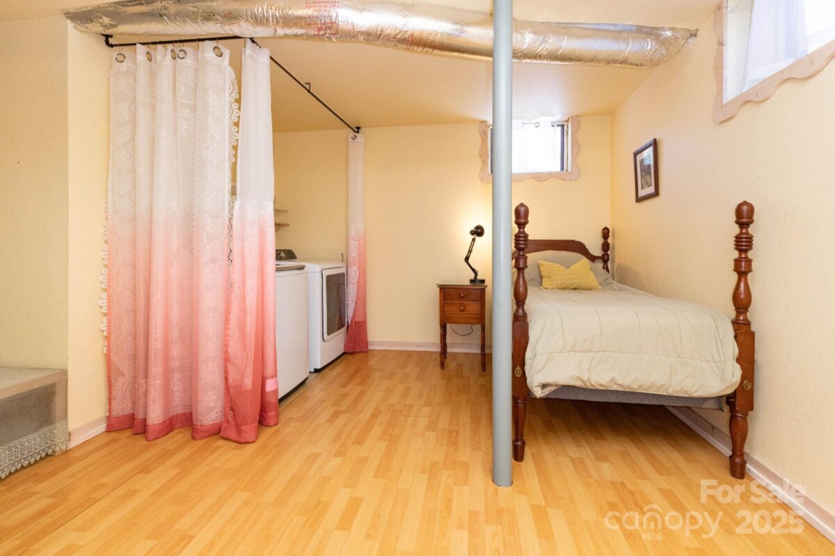 Swannanoa 19 4320874s