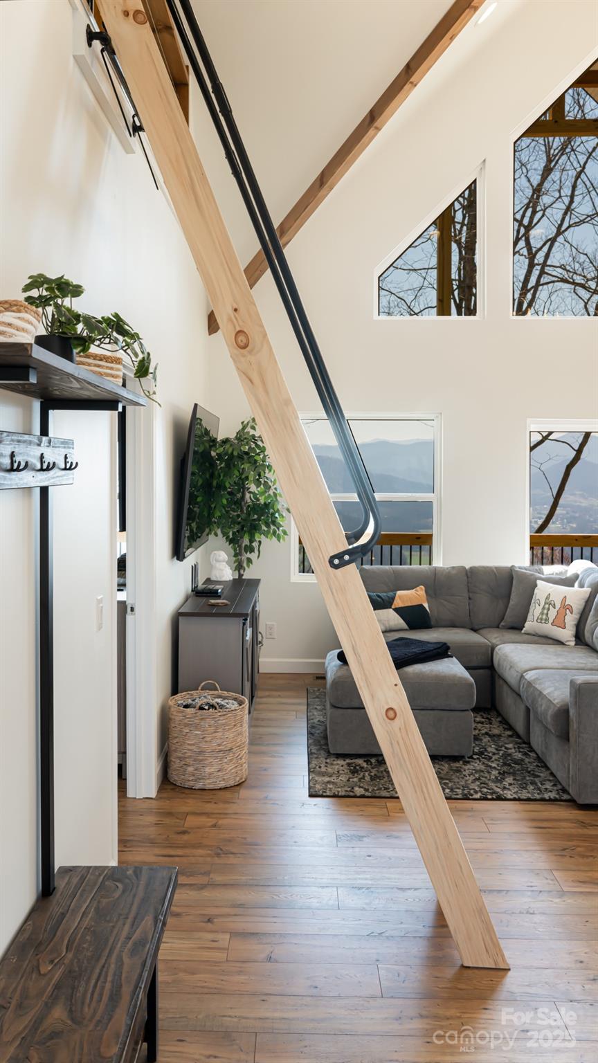 Waynesville 8 4321241h