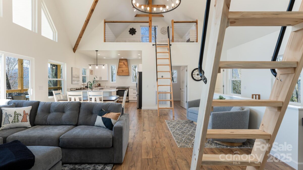 Waynesville 9 4321241i