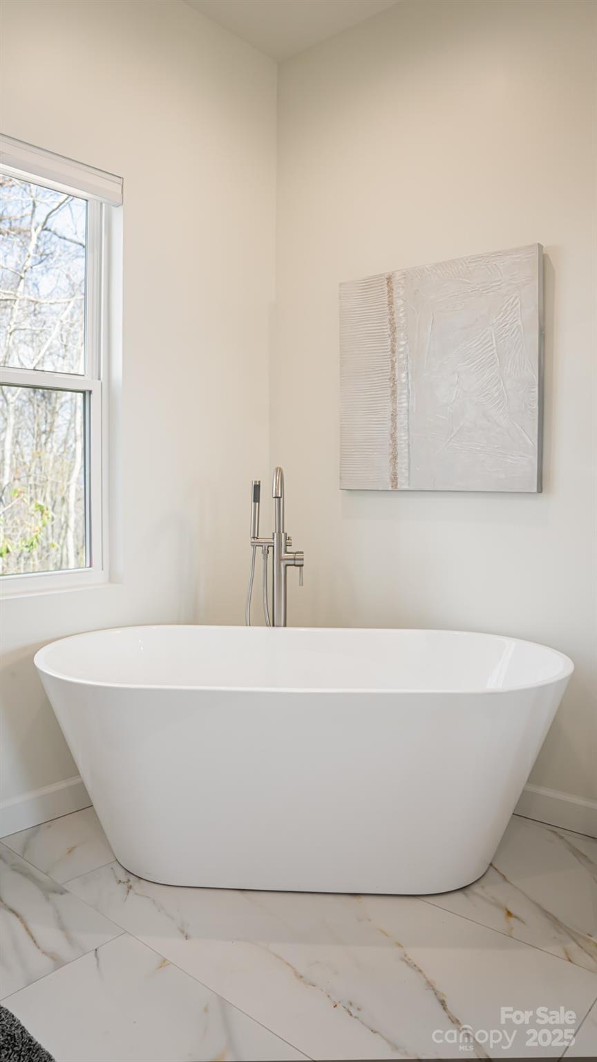 Waynesville 21 4321241u