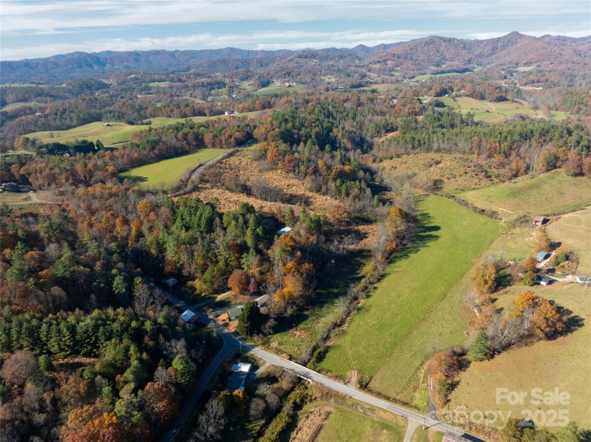 Mars Hill 22 4321370v