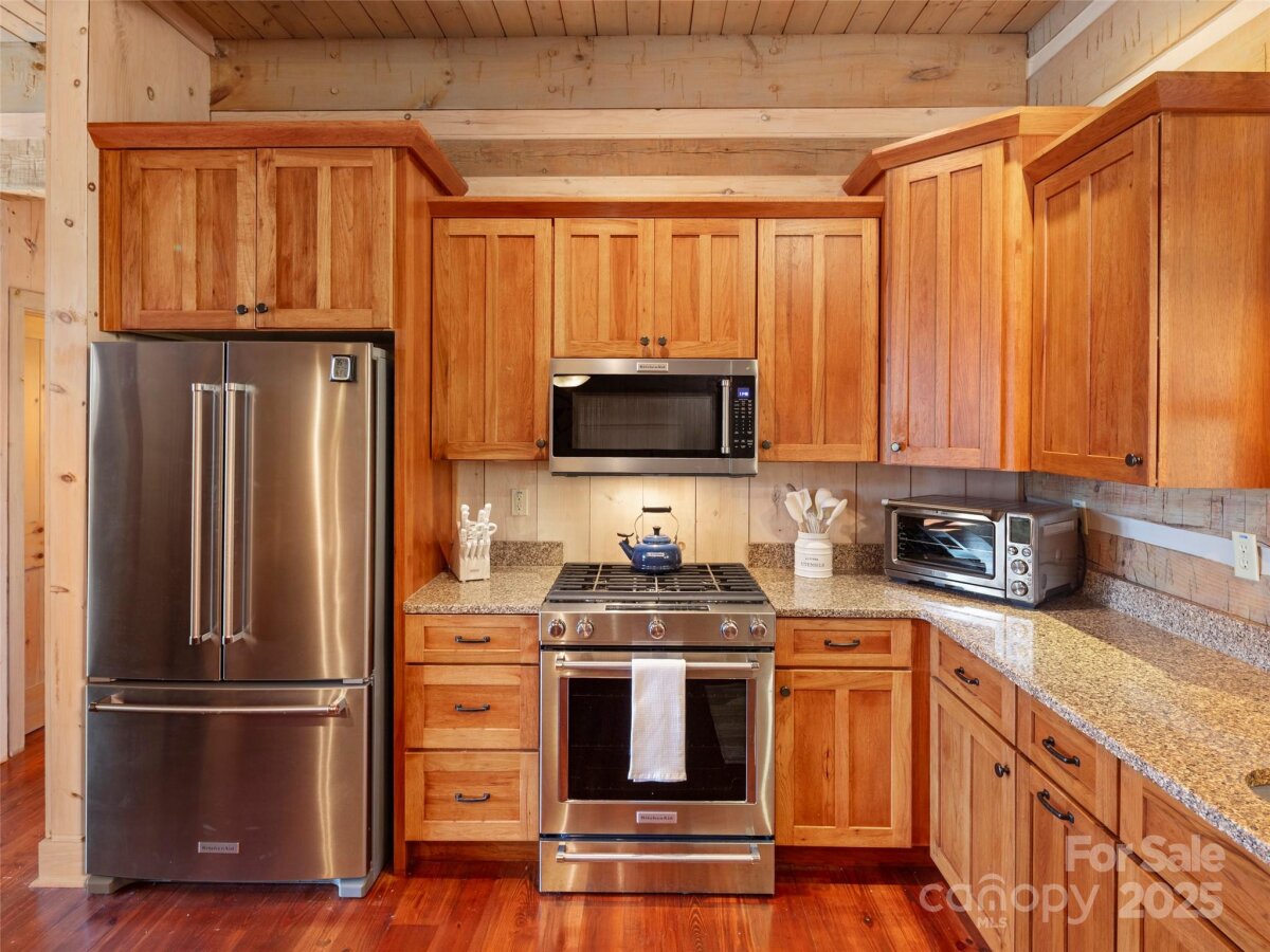 Waynesville 18 4322112r