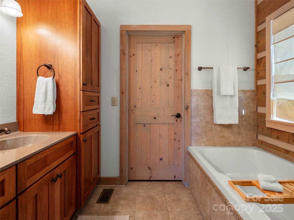 Waynesville 26 4322112z