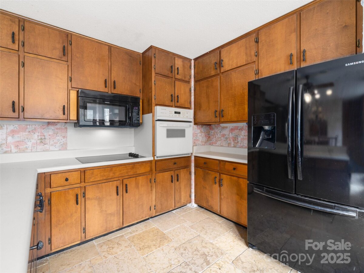 Lake Toxaway District 7 4322459g