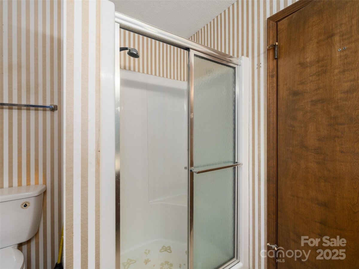 Lake Toxaway District 24