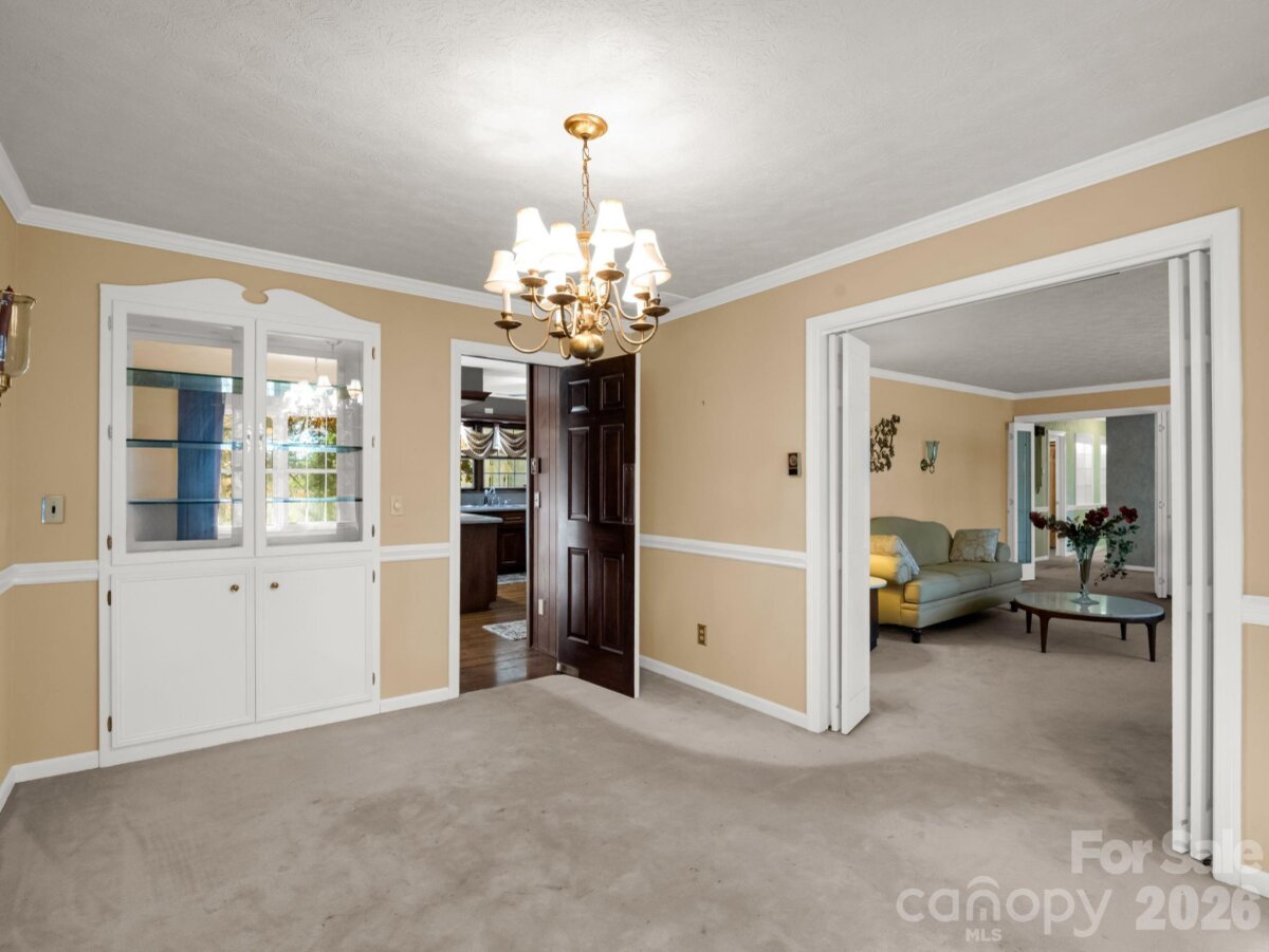 Hendersonville 19 4322794s