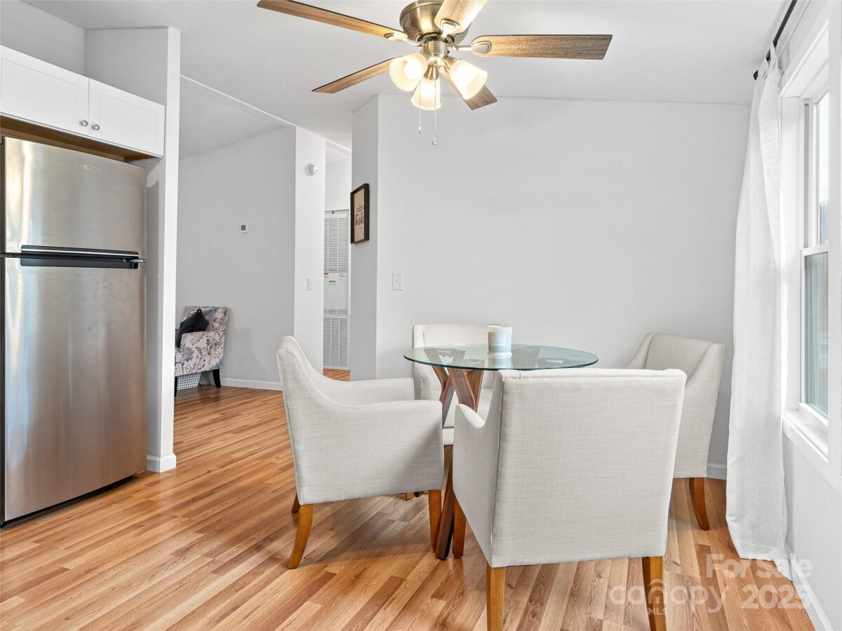 Leicester 18 4323129r