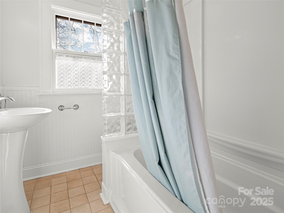 Kenilworth 17 4324396q