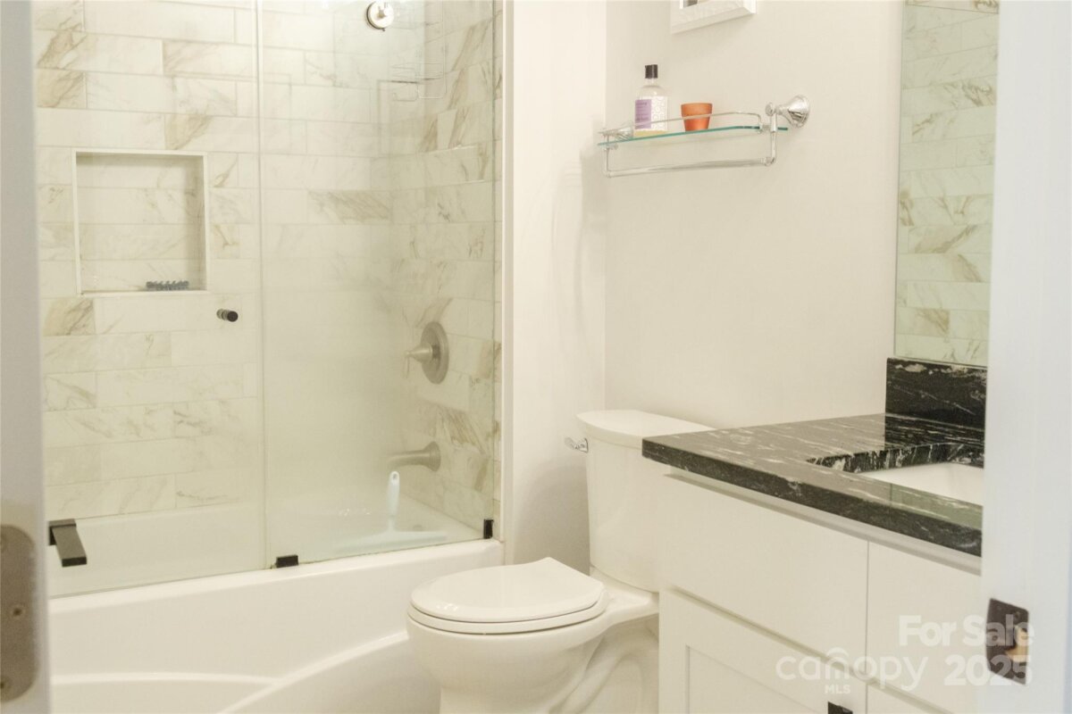 Weaverville 25 4324659y