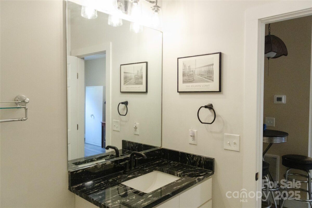 Weaverville 26 4324659z