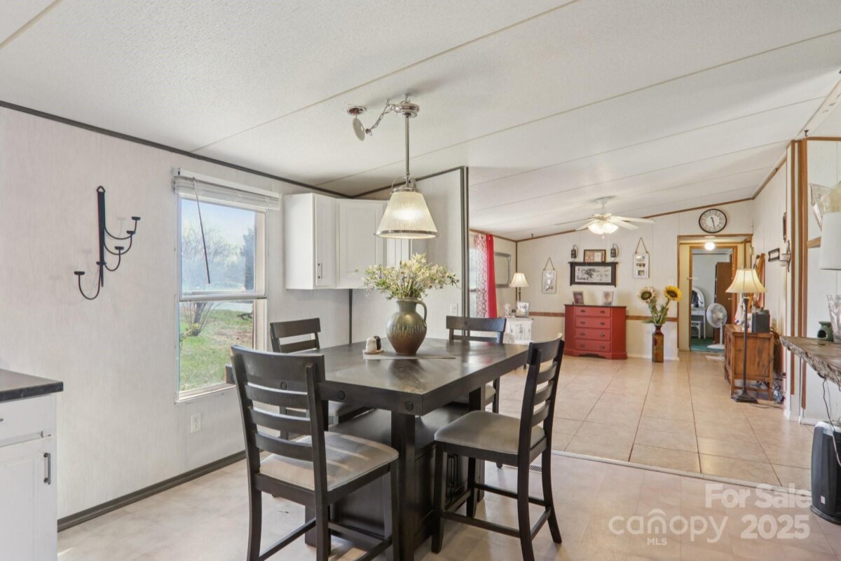 Leicester 9 4324763i