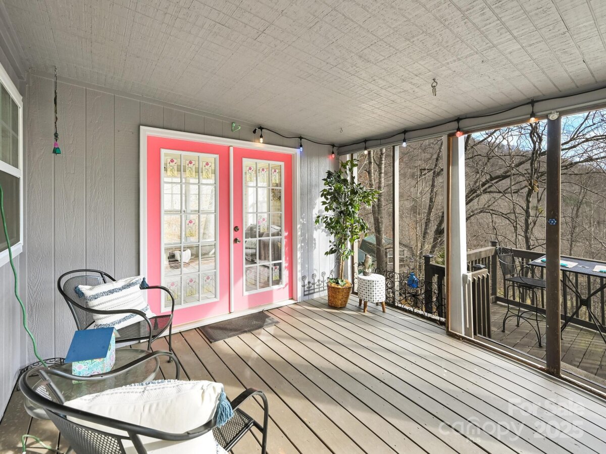 Leicester 2 4325142b