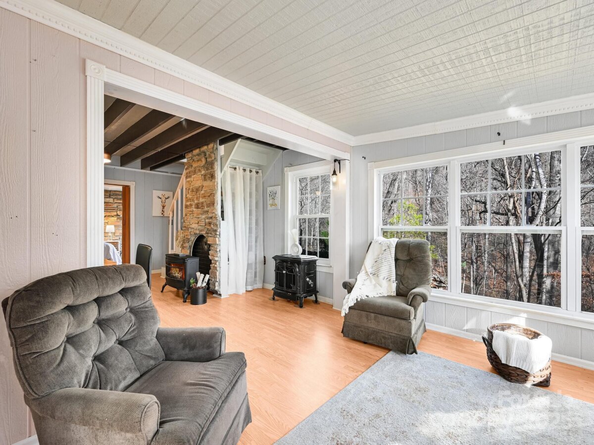 Leicester 7 4325142g