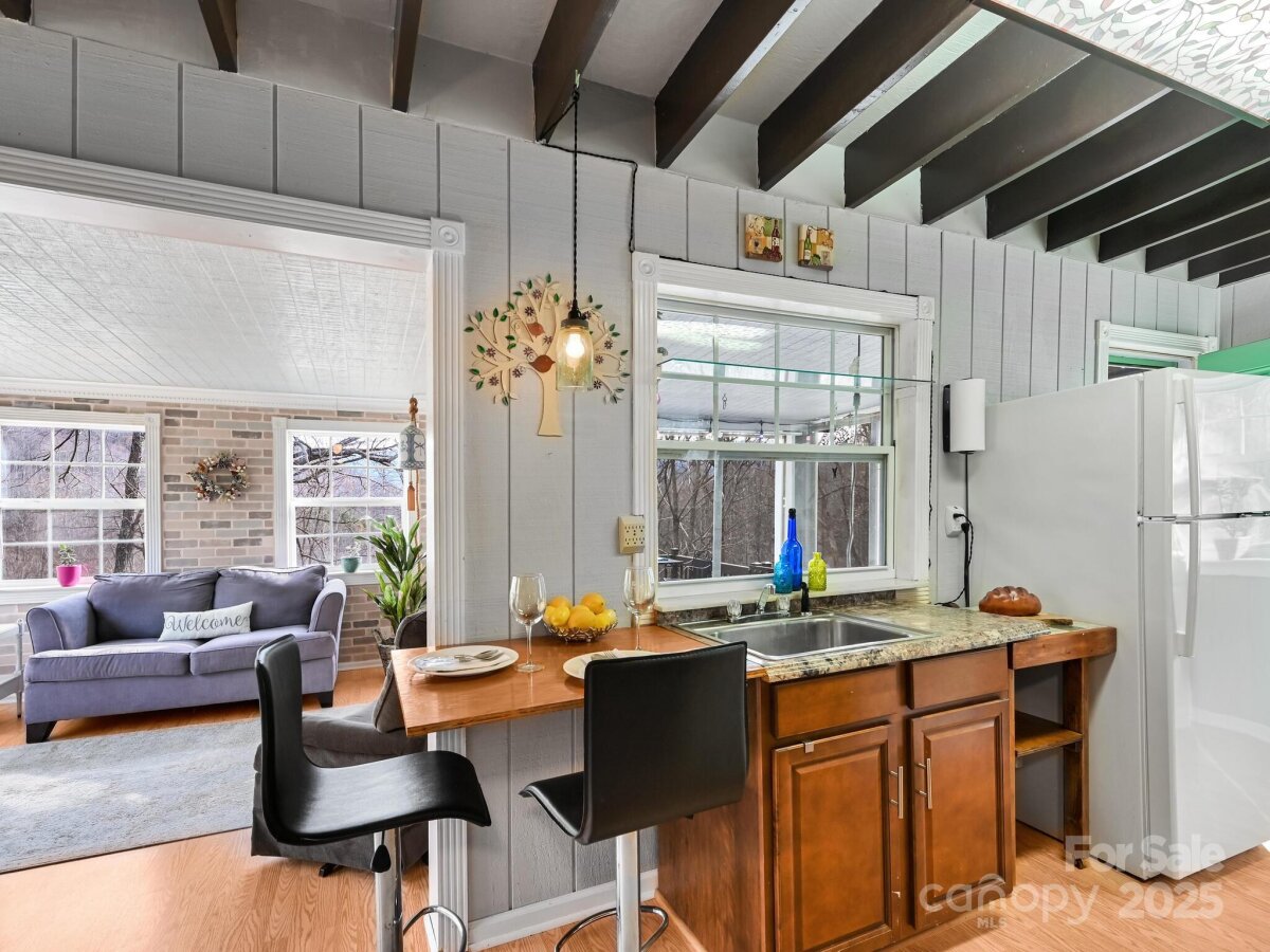 Leicester 12 4325142l