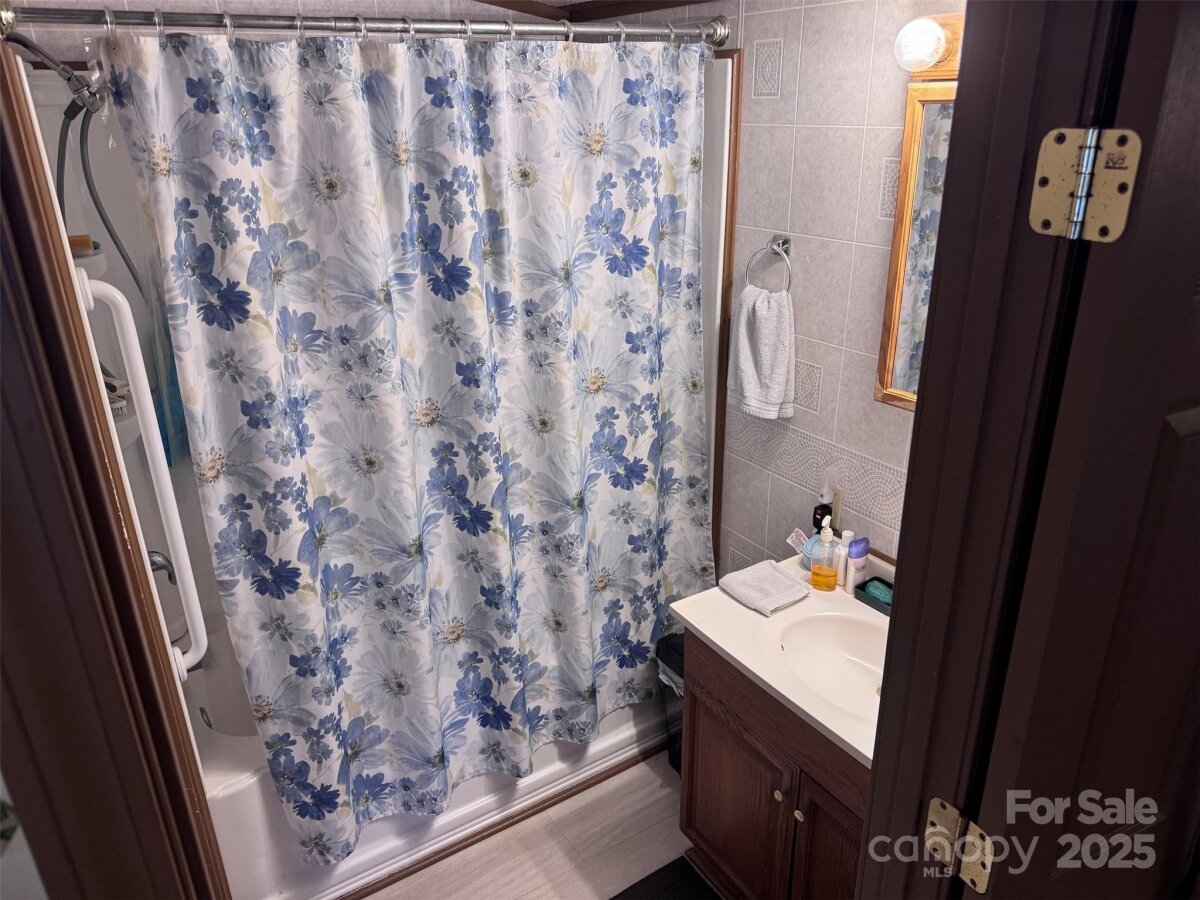 Marshall 26 4325219z