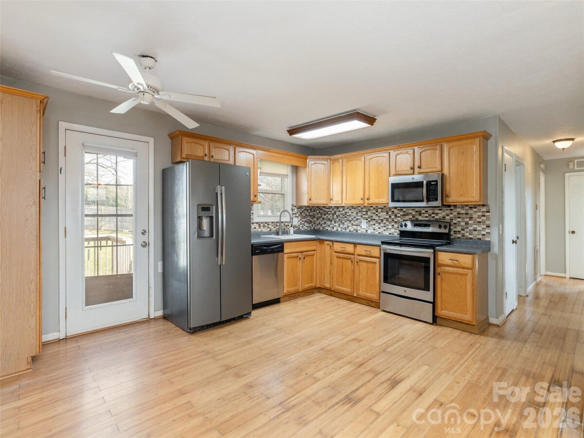 Flat Rock 5 4325228e