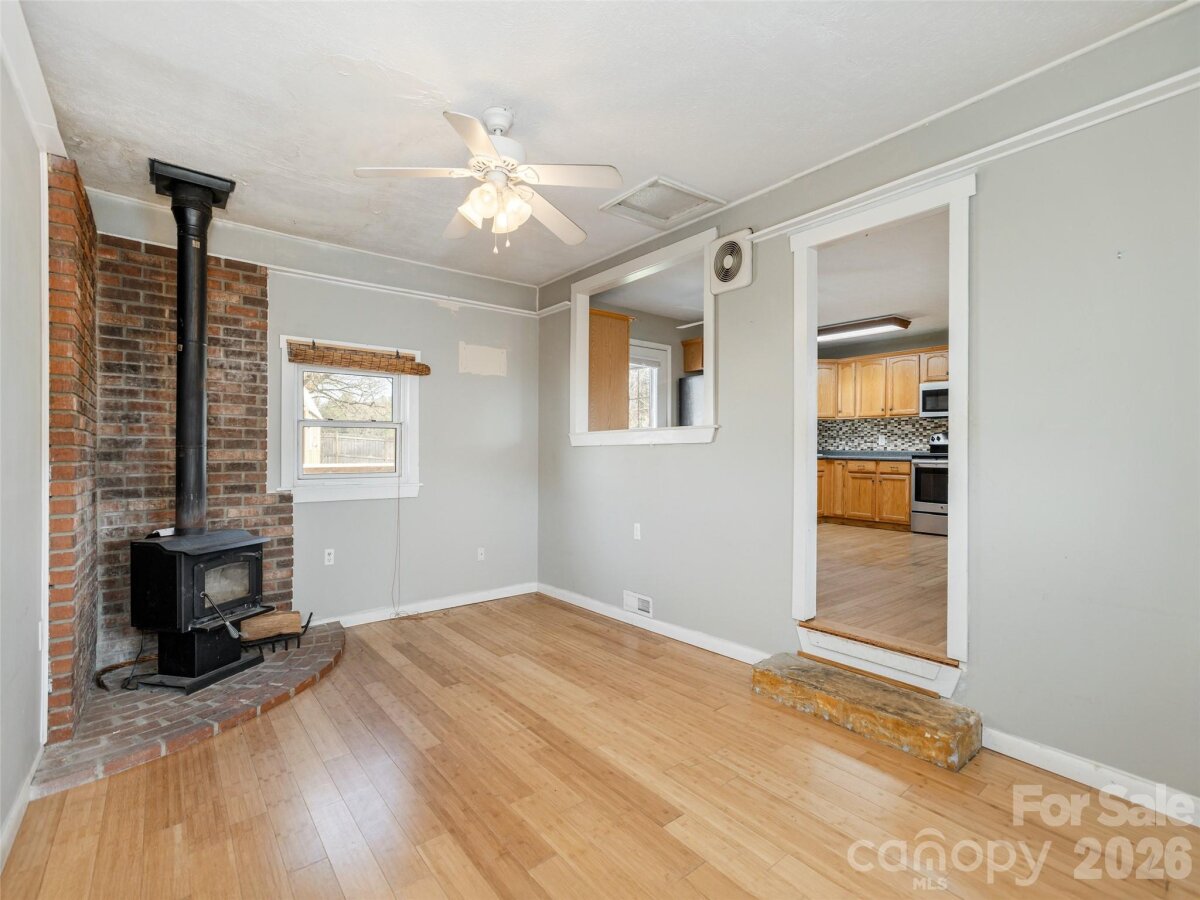 Flat Rock 8 4325228h