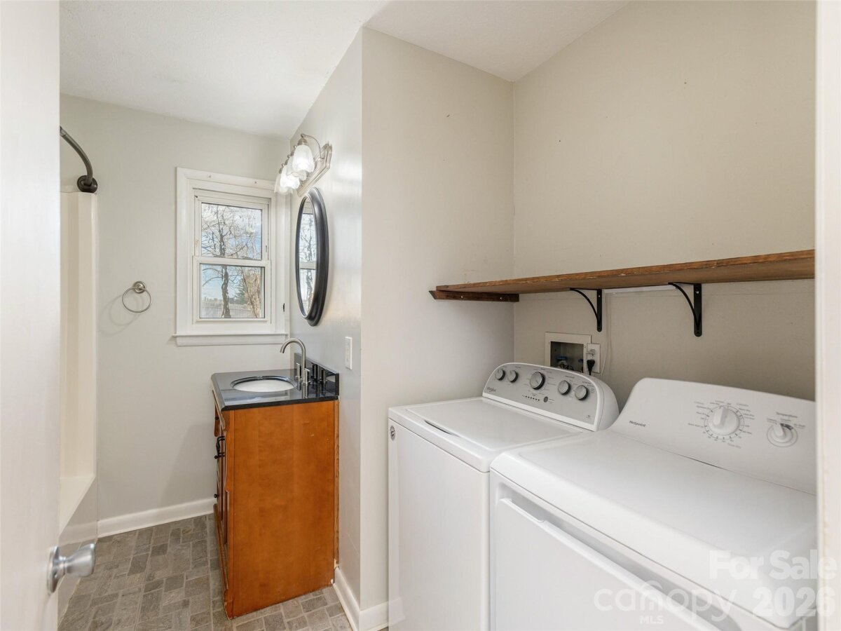 Flat Rock 14 4325228n