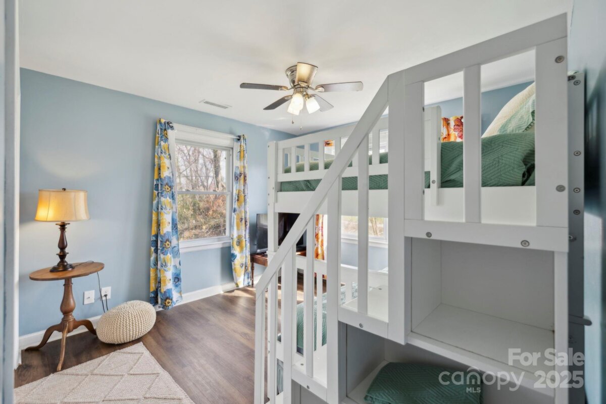 Fletcher 22 4325460v