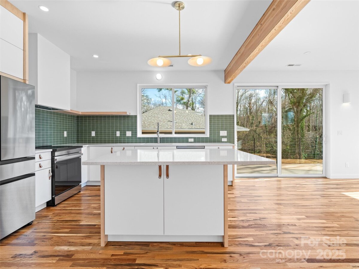 Montford 13 4325651h