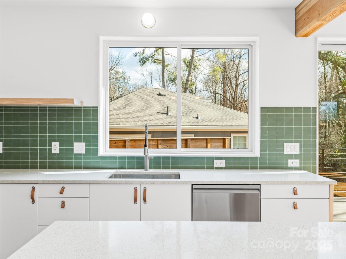 Montford 14 4325651i