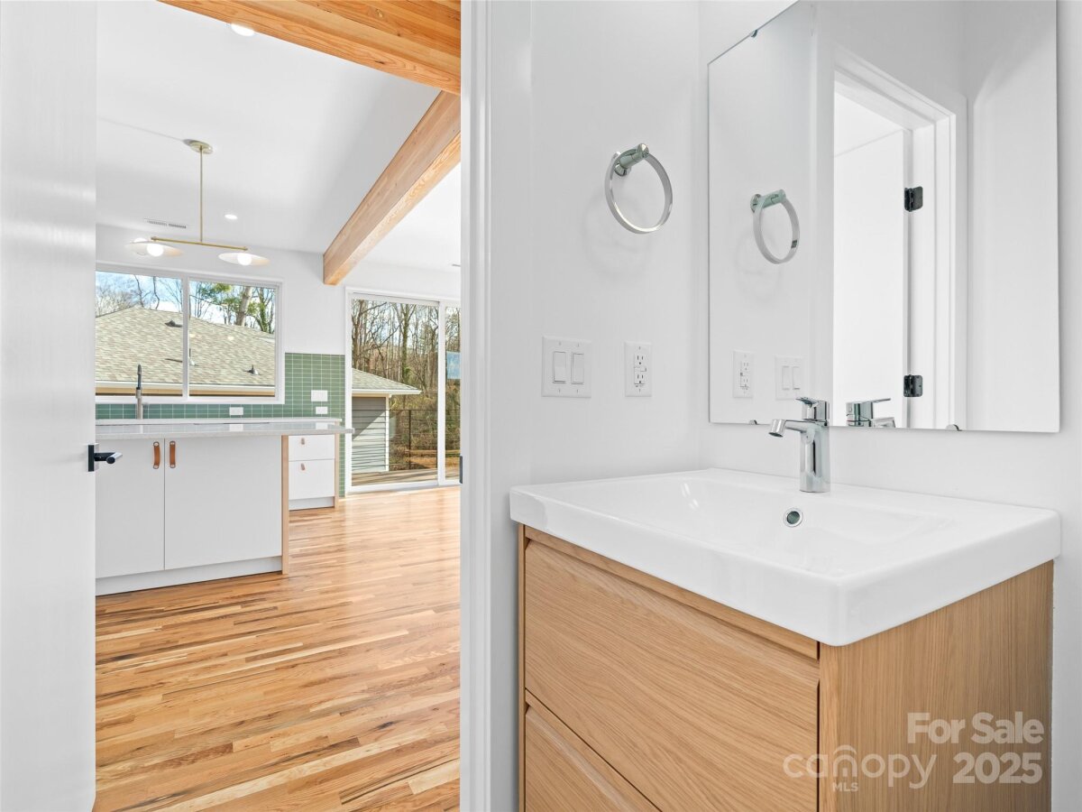 Montford 24 4325651s