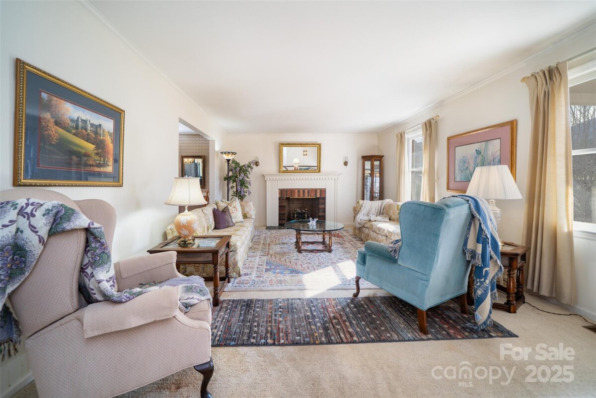 Leicester 8 4325880h