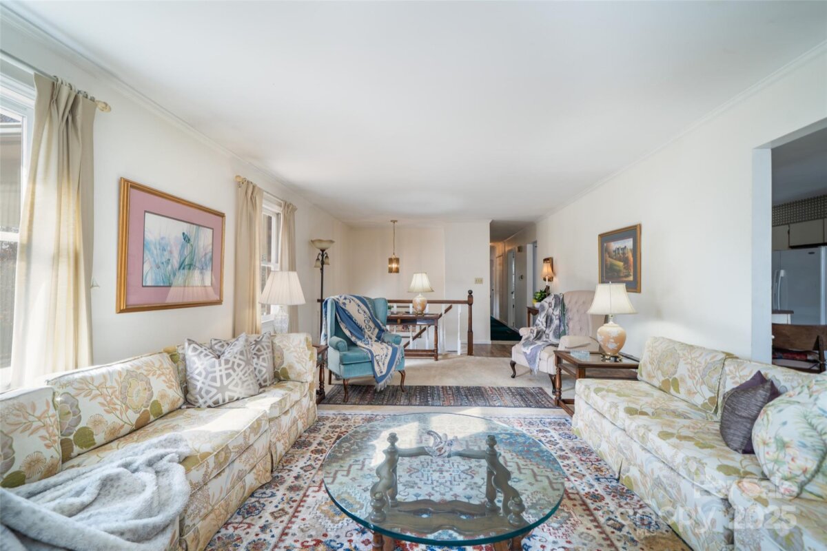 Leicester 9 4325880i