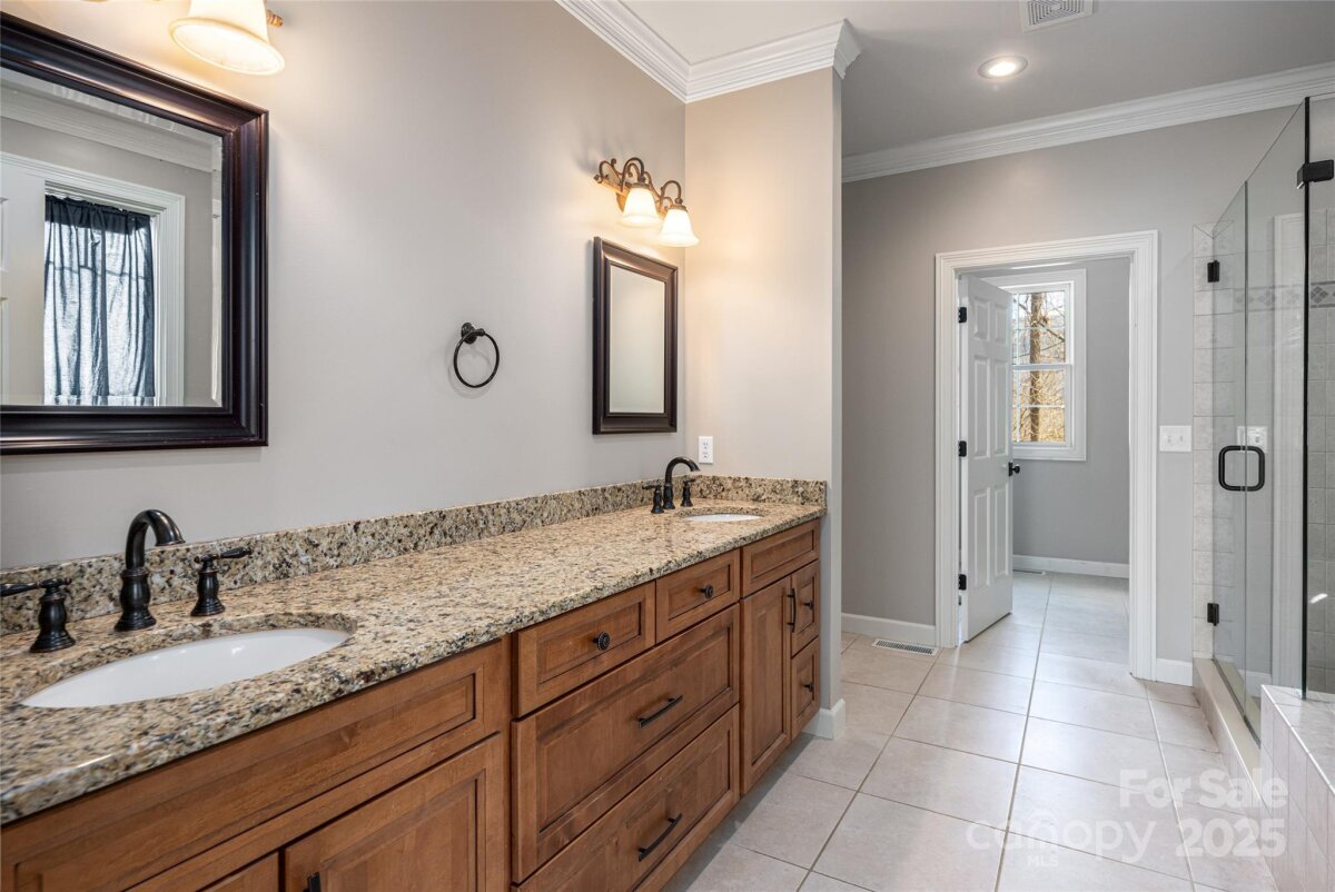 Fairview 22 4326130r